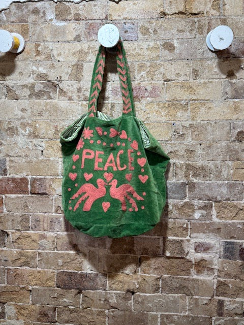 Love and Peace bag I Green & Peach - Dutch Hideout