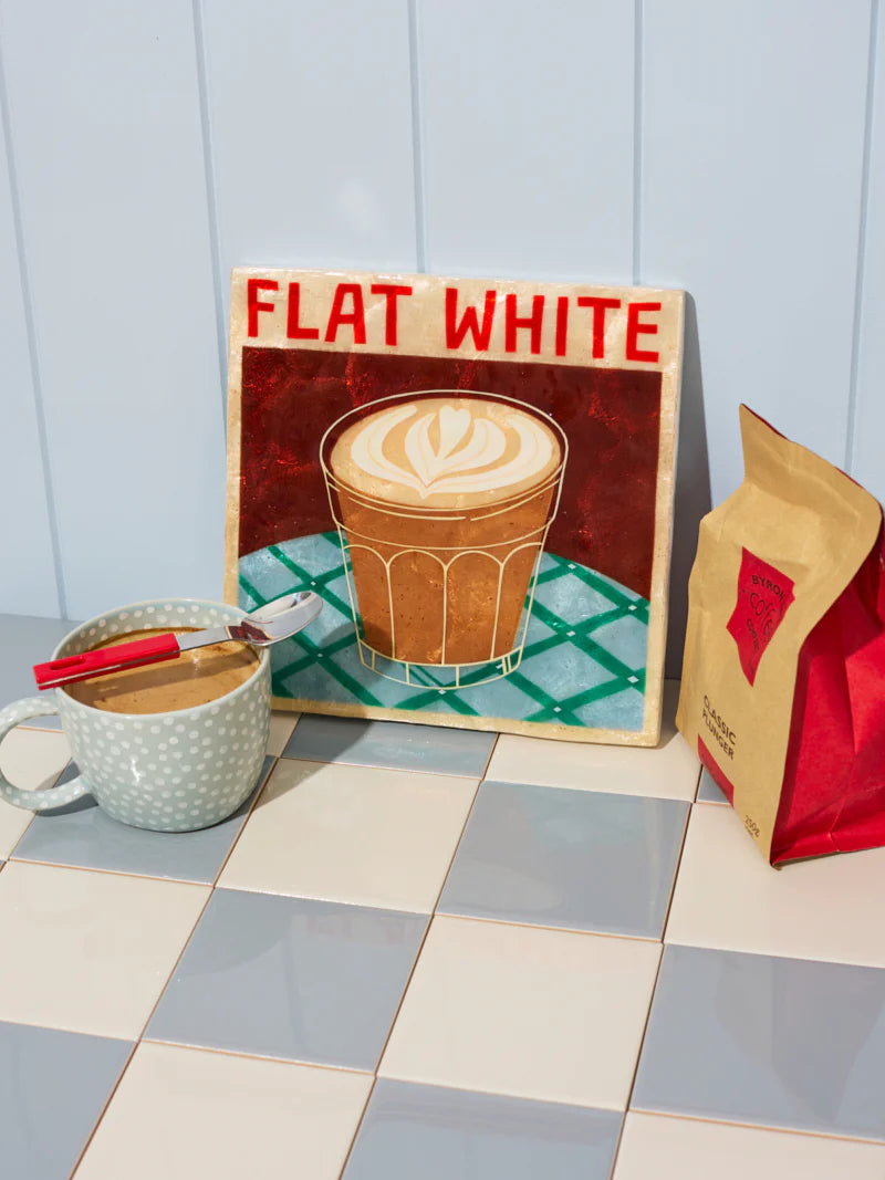 Jones and co I Flat White - Dutch Hideout