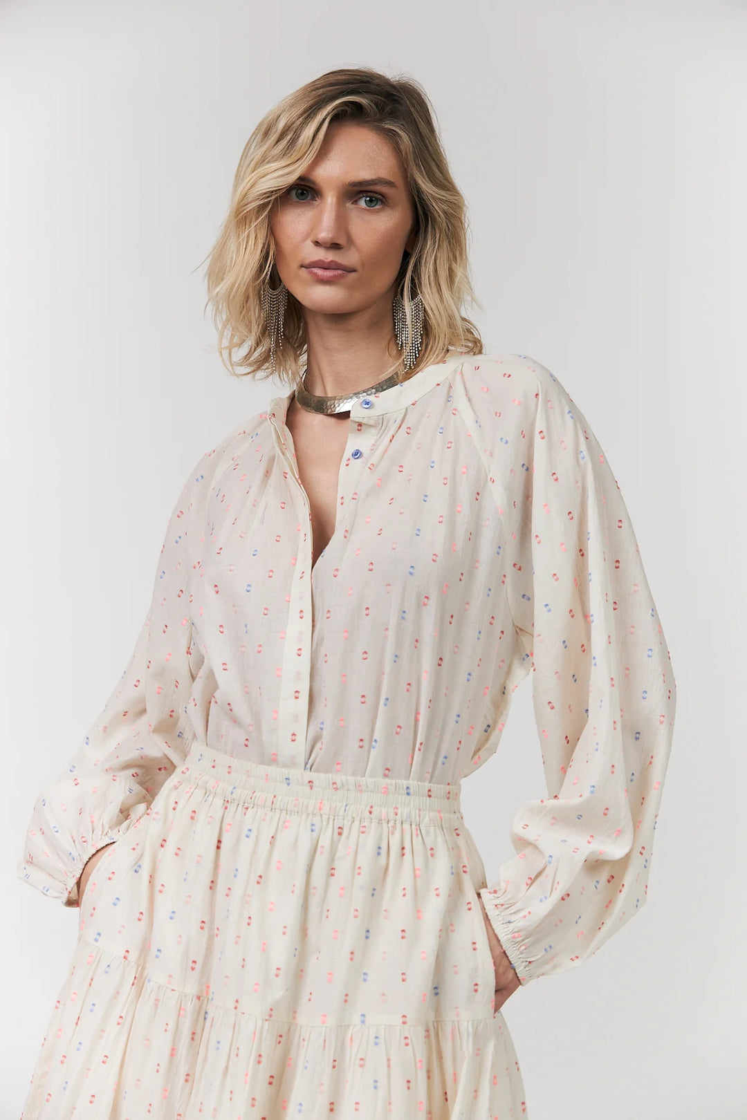 Lollys Laundry I Hailey Shirt I Creme - Dutch Hideout