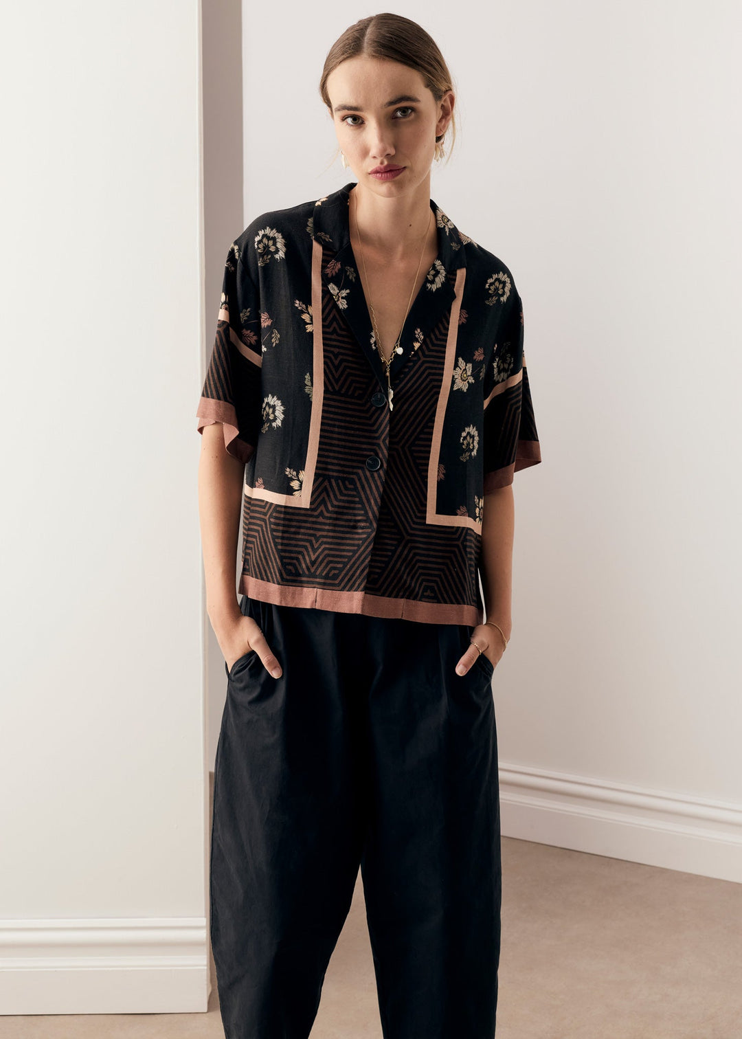 POL Clothing | Trellis Shirt | Trellis Scarf Print