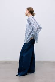 The New Society | Cloe Woman Shirt I Cloe Print