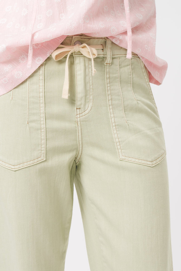 KIREINA | Sofia Pant - Pistachio Green