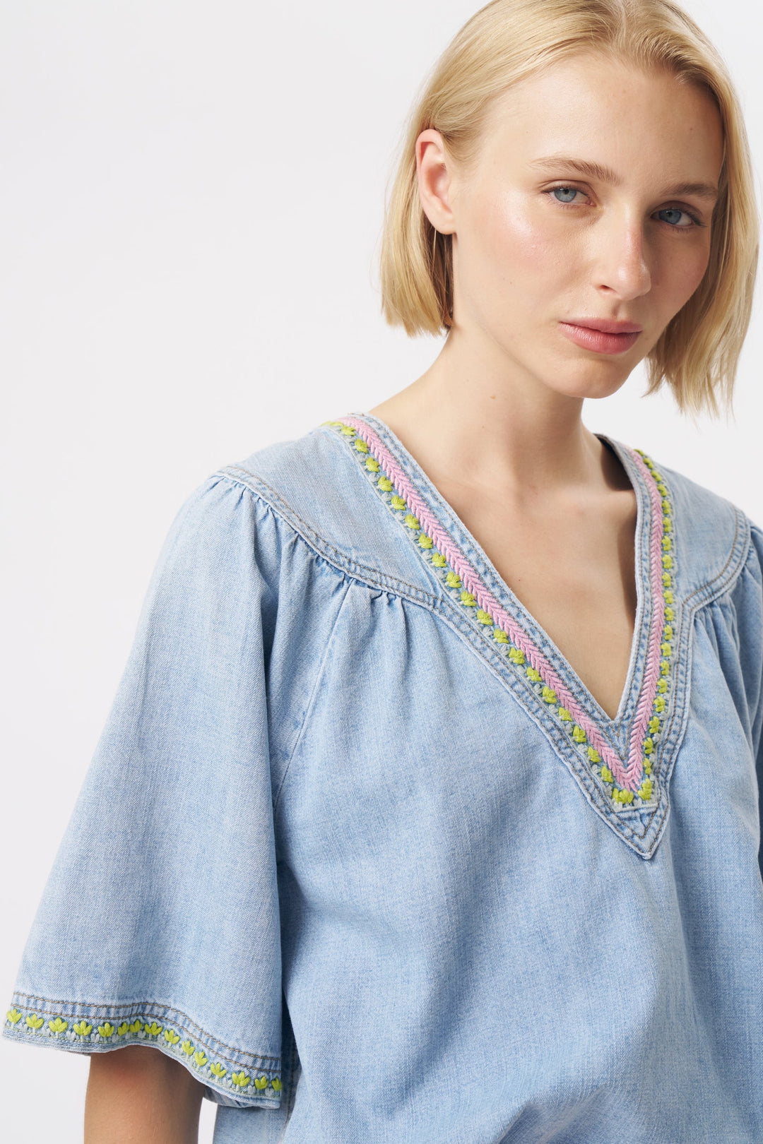 KIREINA | Renee Top - Sky Blue