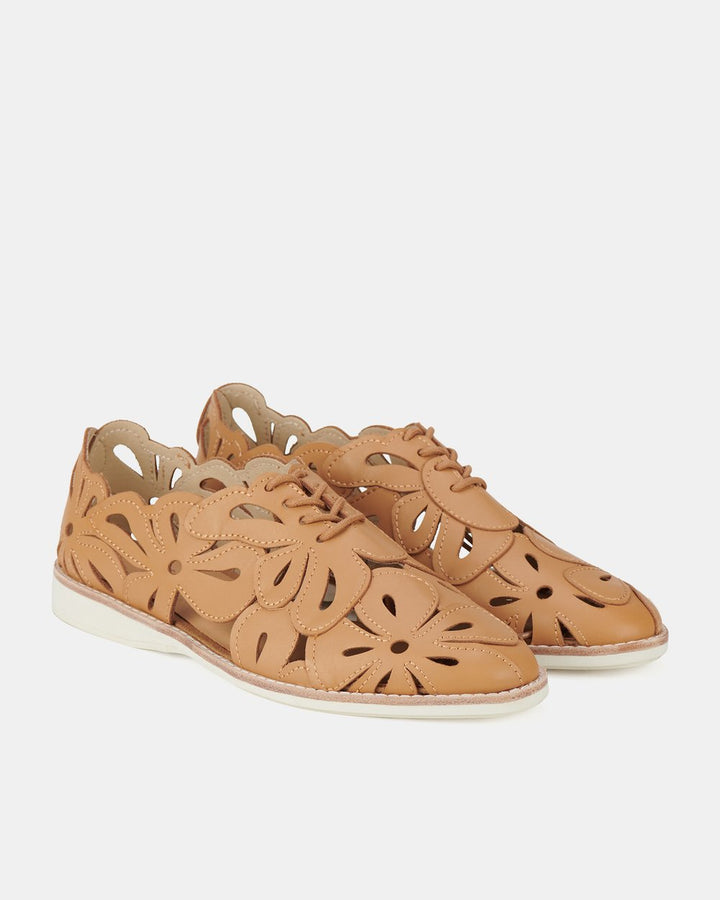 ROLLIE I SIDECUT APPLIQUE I TAN