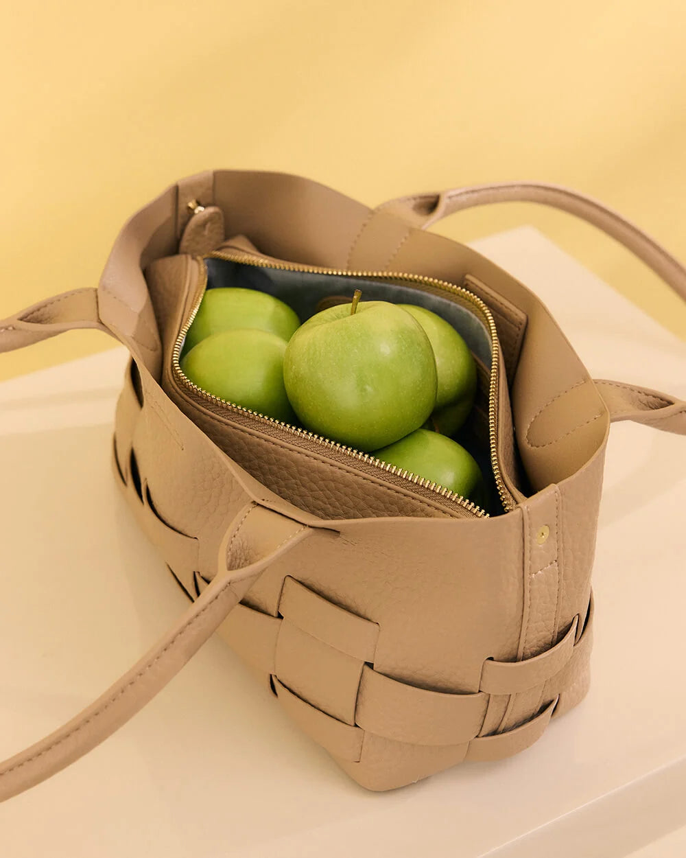 ELMS + KING I EAST WEST  KENLEY BAG I TAUPE