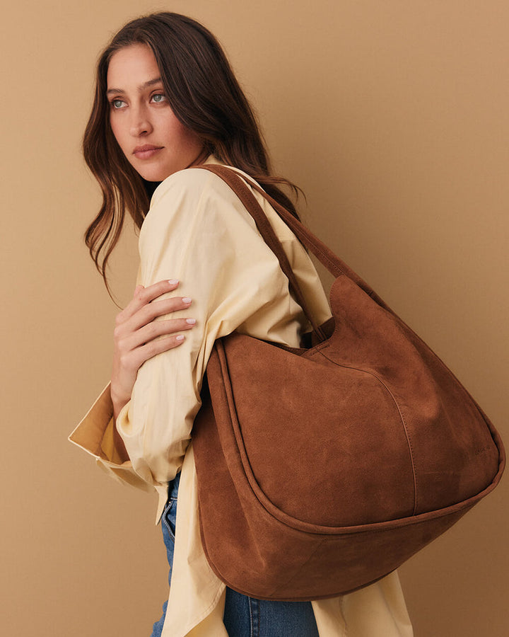 Elms + King | Capri Tote | Tan Microsuede - Dutch Hideout