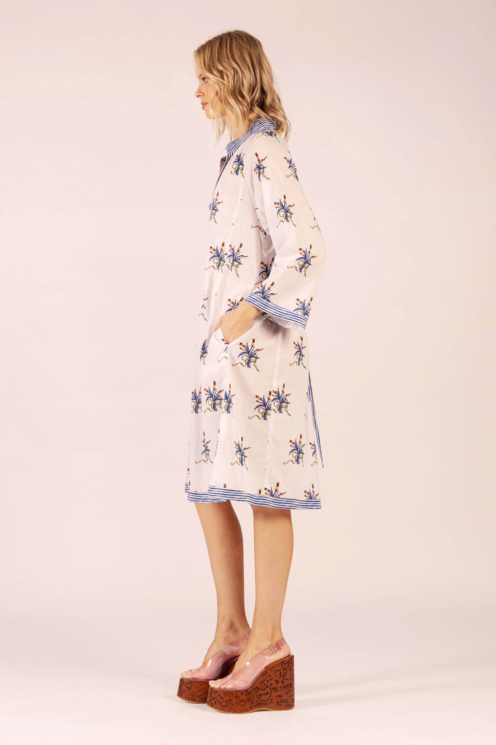 LOLA | Allegra Spray Linen Midi | Spray White Navy Linen