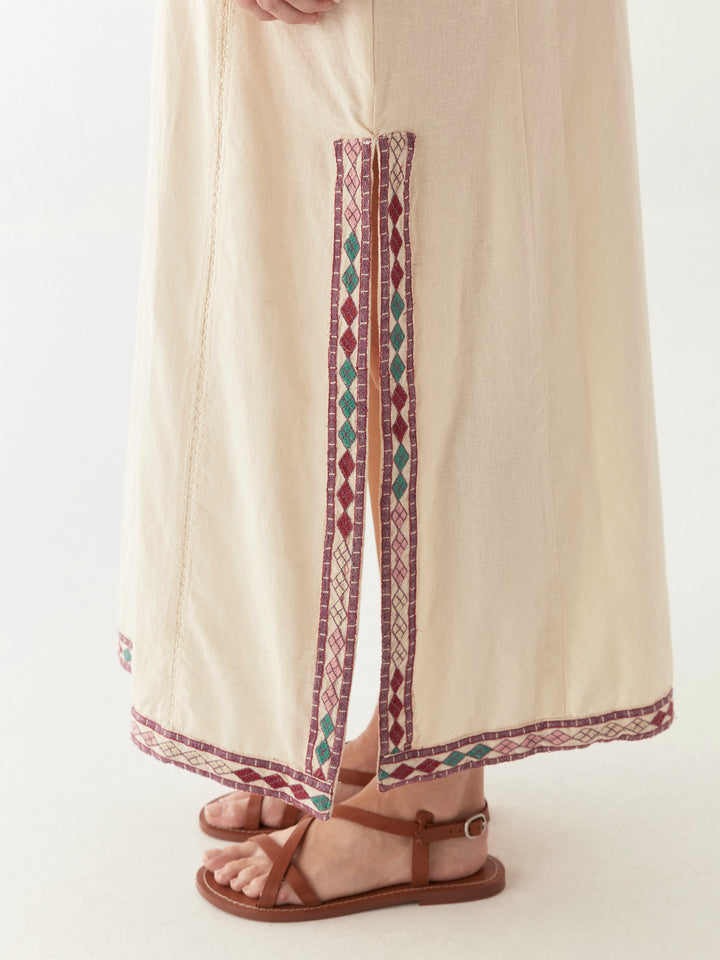 Maison Hotel | Amiran Dress Choti Holi | Over the Rainbow