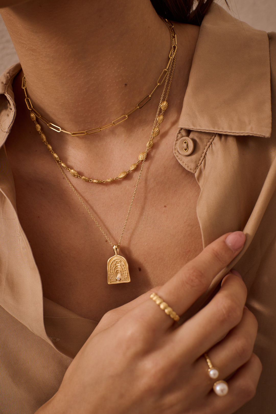 Murkani | Rainbow Spirit Necklace | Yellow Gold - Dutch Hideout