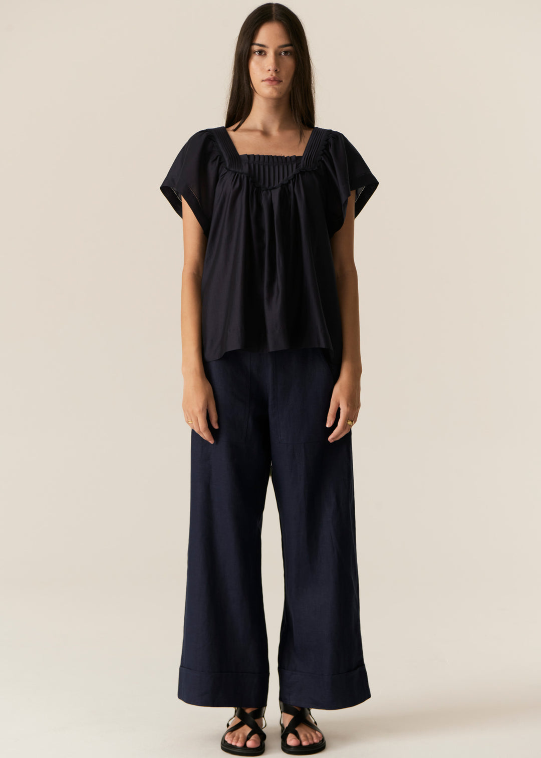 POL Clothing | Elea Smocked Top | Ink