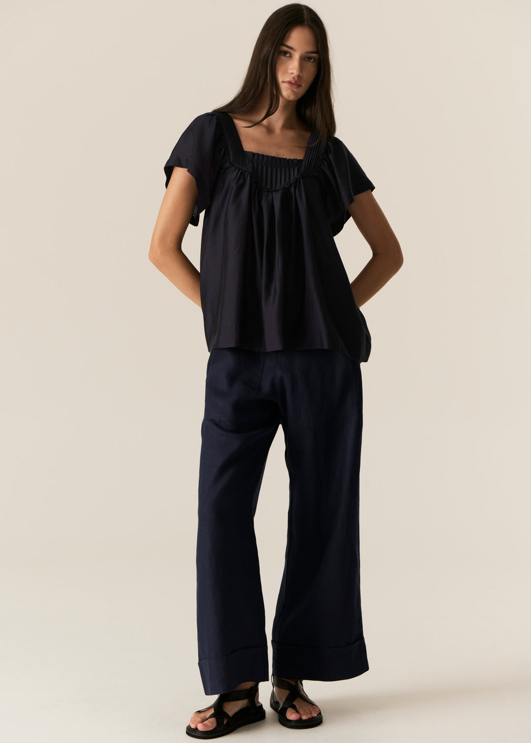 POL Clothing | Elea Smocked Top | Ink