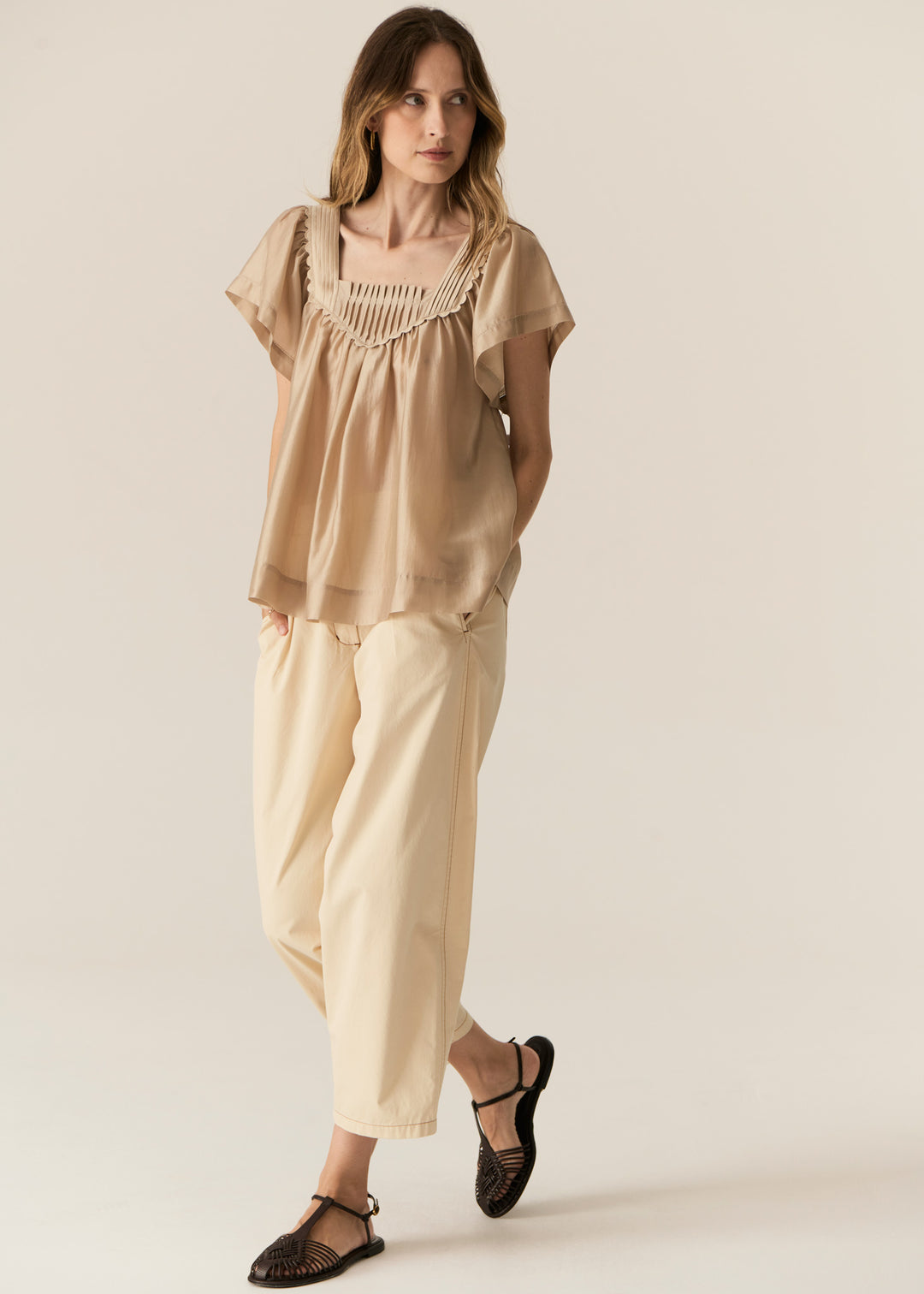 POL Clothing | Elea Smocked Top | Pebble