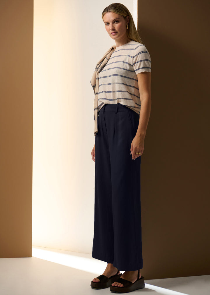 POL Clothing | Sable Tee Stripe | Pebble / Blue - Dutch Hideout
