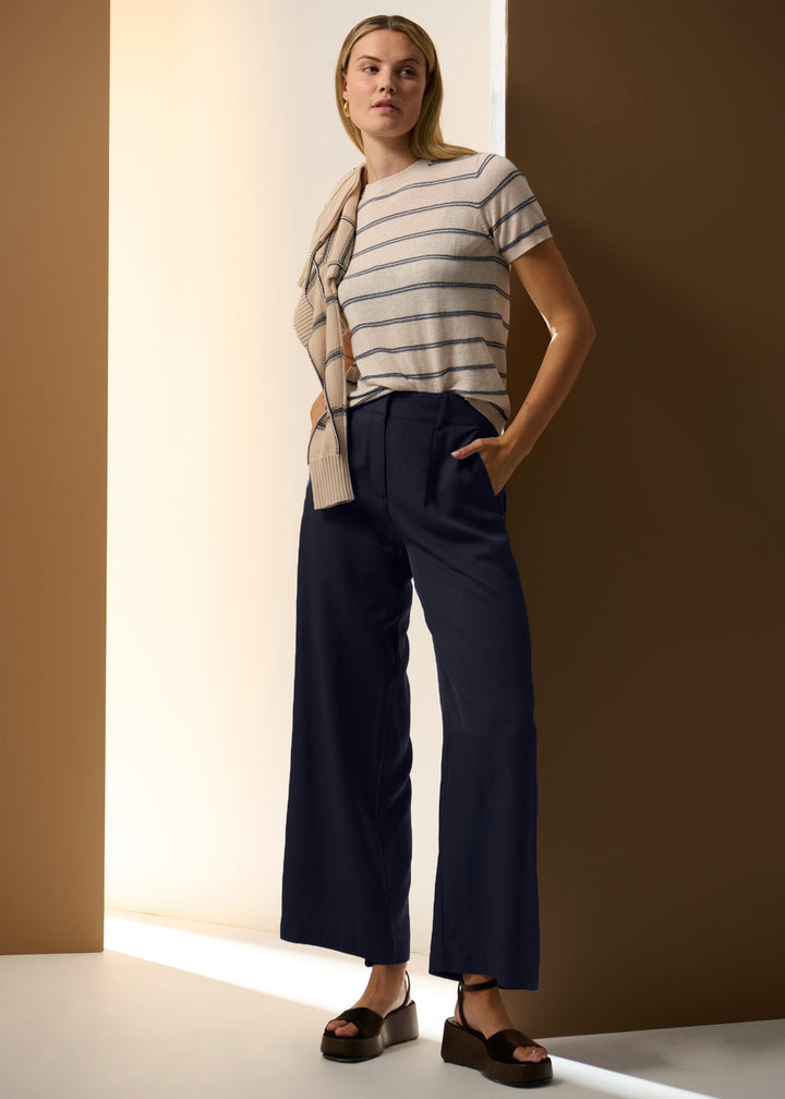 POL Clothing | Sable Tee Stripe | Pebble / Blue - Dutch Hideout