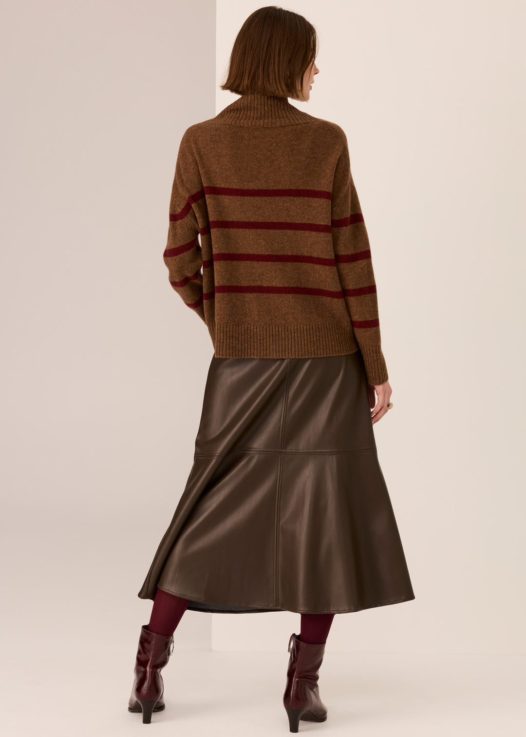 POL Clothing | Astor Stripe Knit | Toffee / Wine - Dutch Hideout