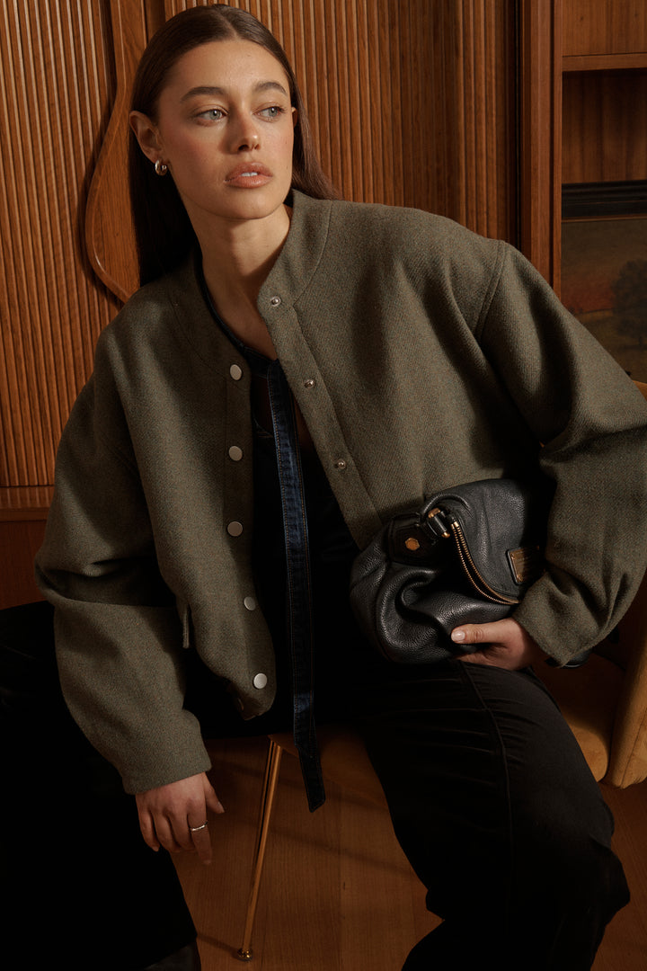 Kireina | Peyton Bomber | Khaki - Dutch Hideout