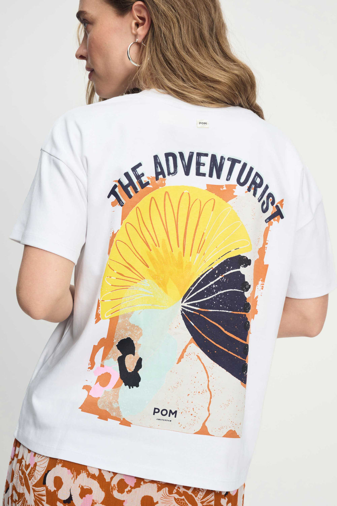 Pom Amsterdam | Tshirt The Adventurist | White