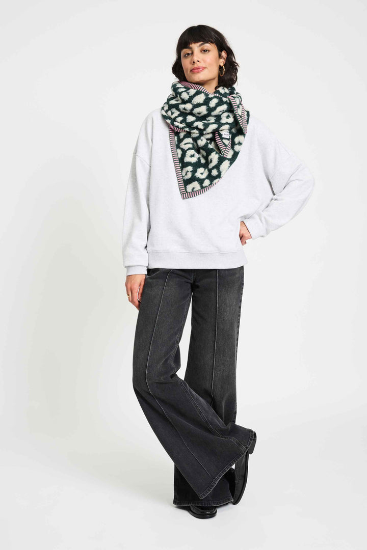 POM Amsterdam | Shawl Leopard Green | Green - Dutch Hideout