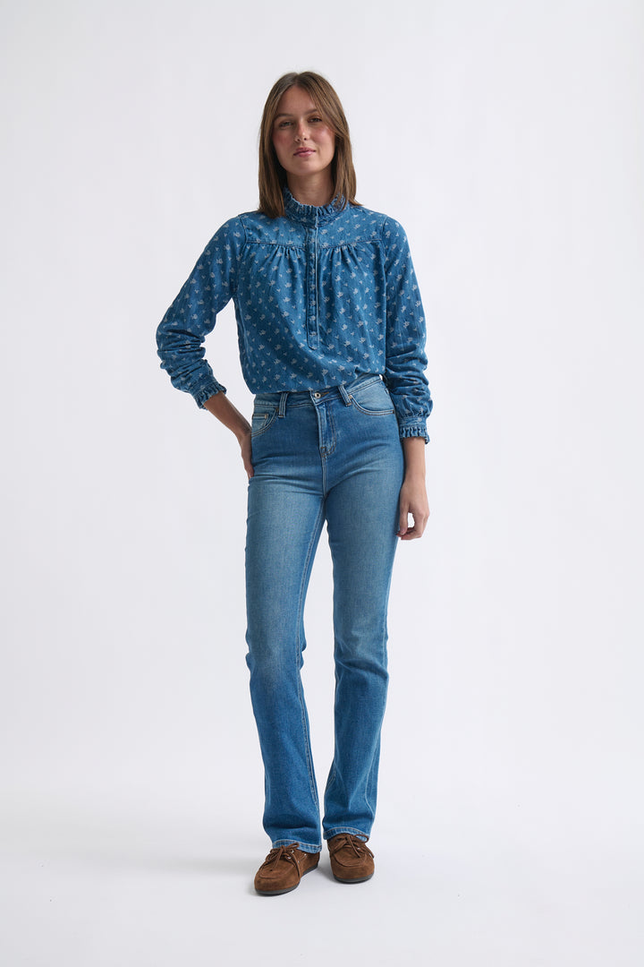 Kireina | Tamara Shirt | Denim w/Flower - Dutch Hideout