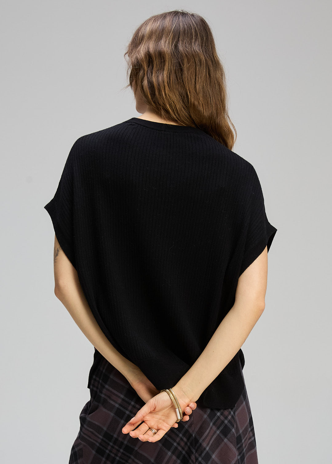 Zaket & Plover | Sleeveless Crew Essential | Black - Dutch Hideout