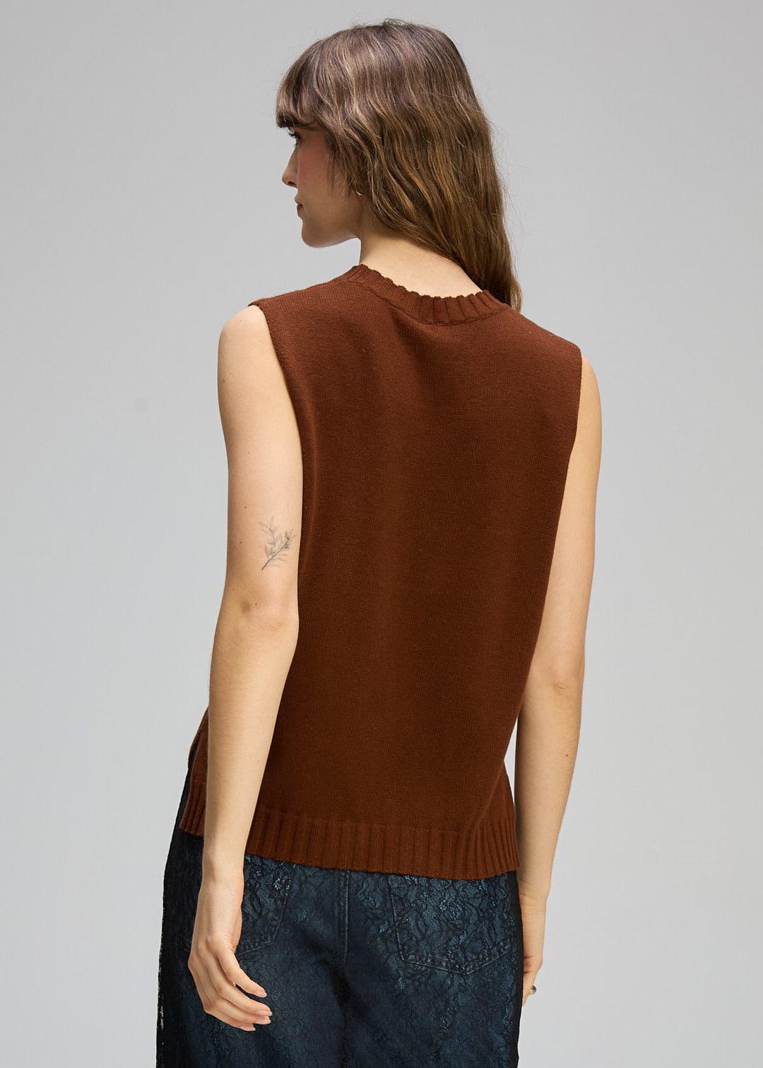 Zaket & Plover | Vest Essential | Chestnut - Dutch Hideout