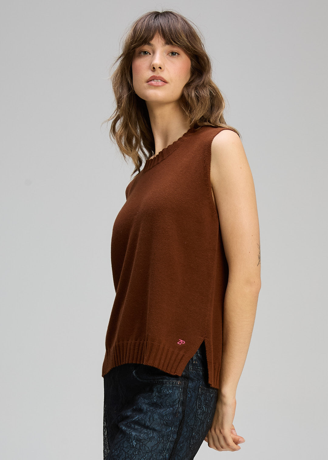 Zaket & Plover | Vest Essential | Chestnut - Dutch Hideout