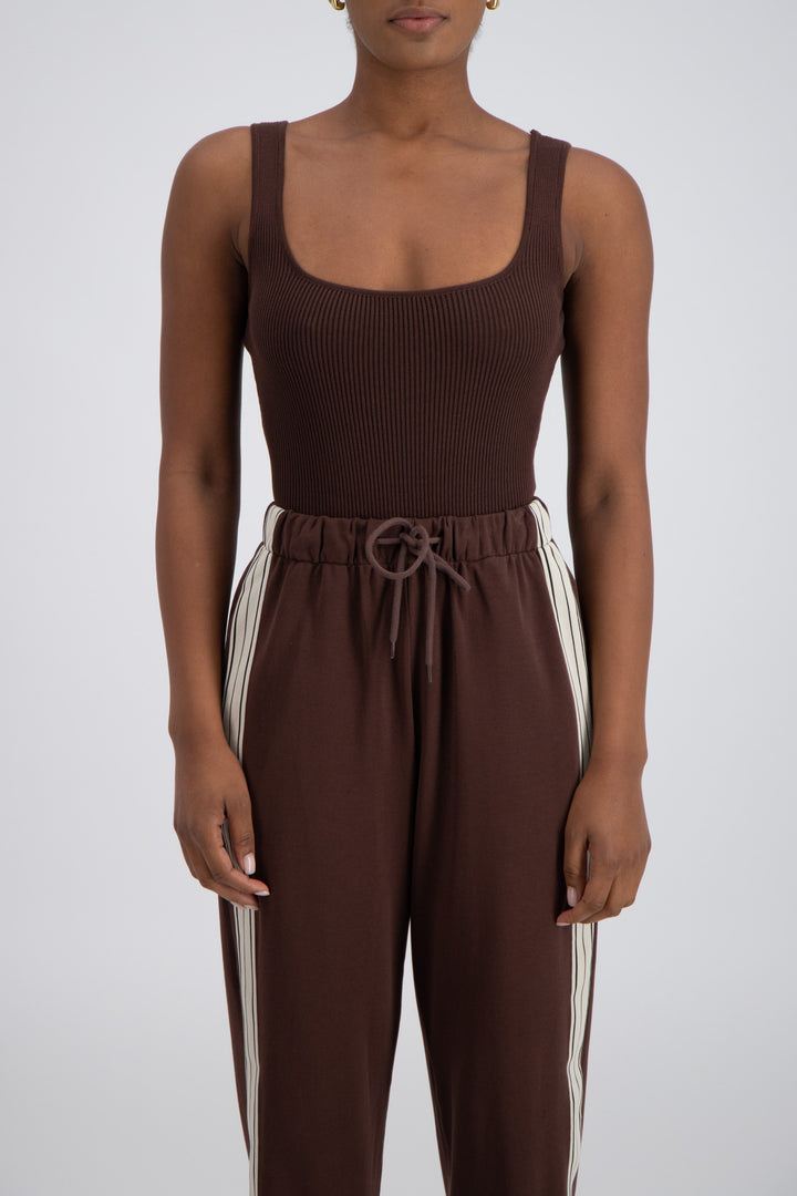 Jasmine Alexa | Panarea Trackpant | Brown