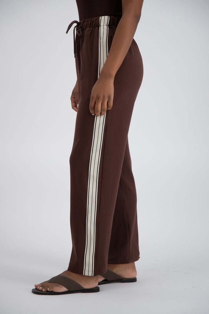 Jasmine Alexa | Panarea Trackpant | Brown