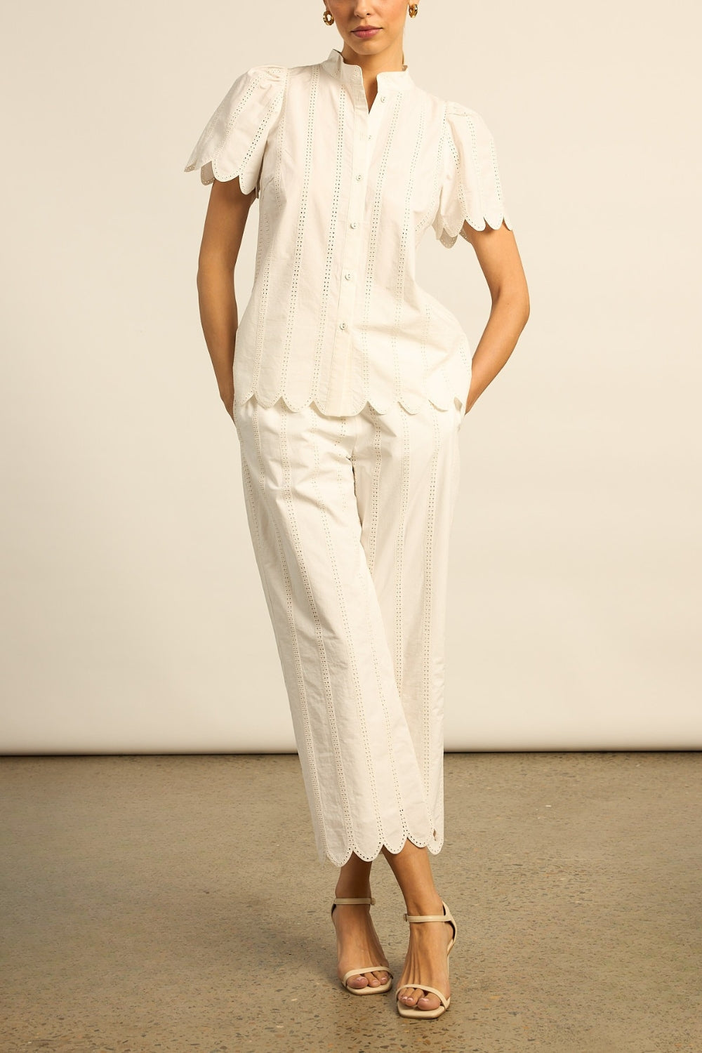 Zoe Kratzmann | Pier Top | Porcelain